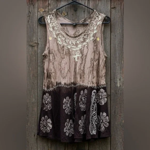 Sacred Thread Brown Tan Floral Embroidery Lightweight Blouse Size Medium OS - Picture 8 of 11